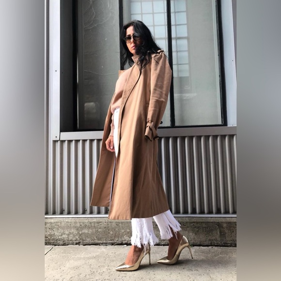 🛍️ZARA LIMITED EDITION TRENCH COAT.  MODERN CUT - Picture 3 of 8